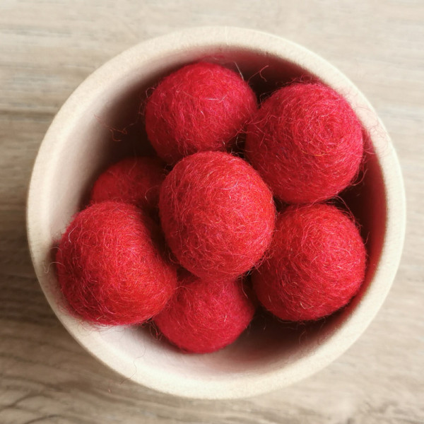 Filzperle Kirschrot