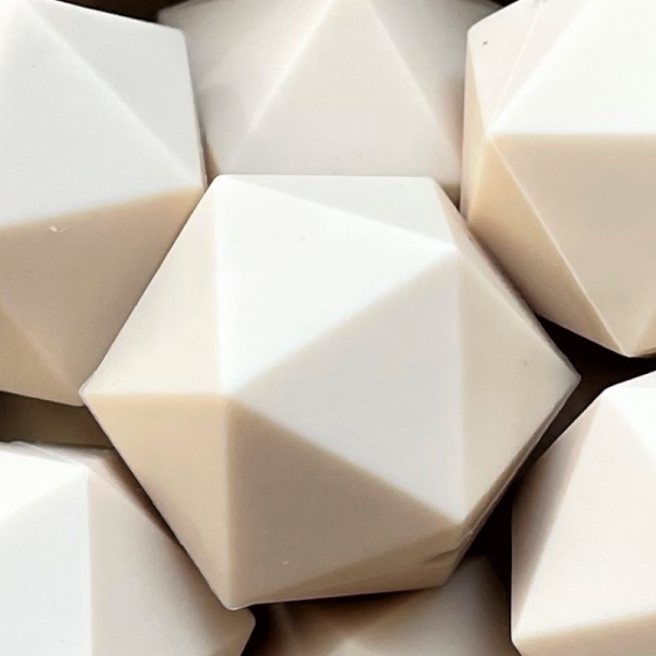 SILIKONPERLE IKOSAEDER "BEIGE" 23MM