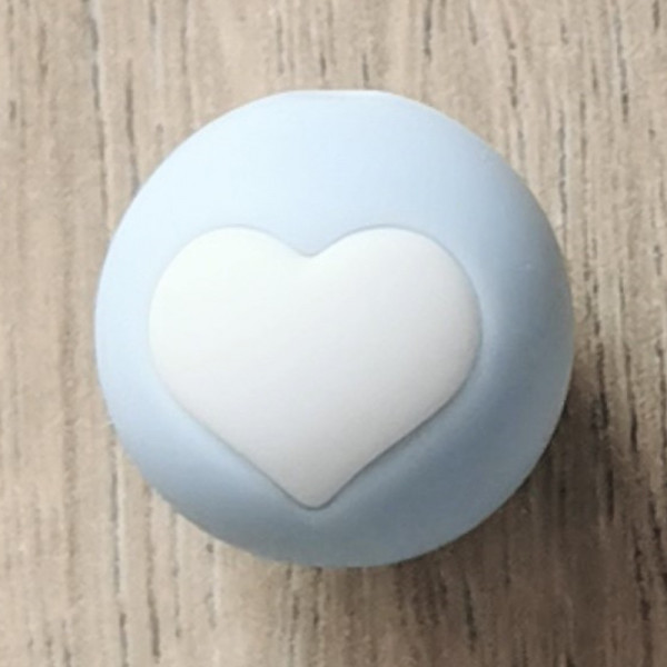 Silikonperle Herz Pastellblau/Weiß